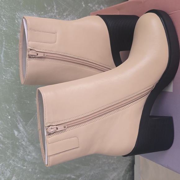 Lisa Vicky Ankle Boots Beige Polish Calf Valid-V 8.5M NIB - Picture 5 of 8